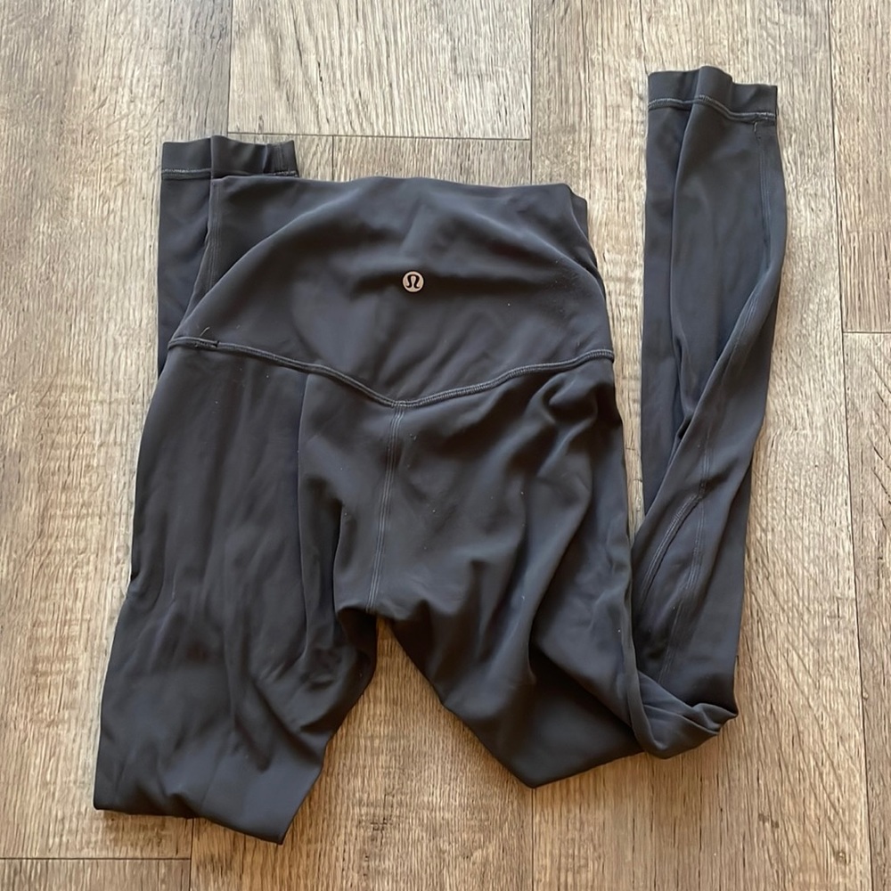 Charchol grey lululemon aligns